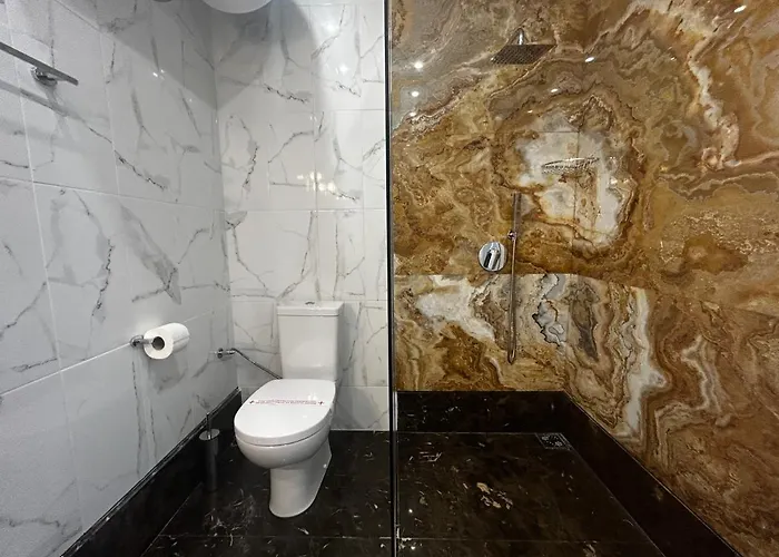 Golden Sands Apartments Zlatna Kotva شقة غولدن ساندز